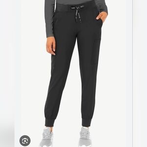 Med Couture Insight Women's Cargo Jogger Scrub Pants -L/Petite